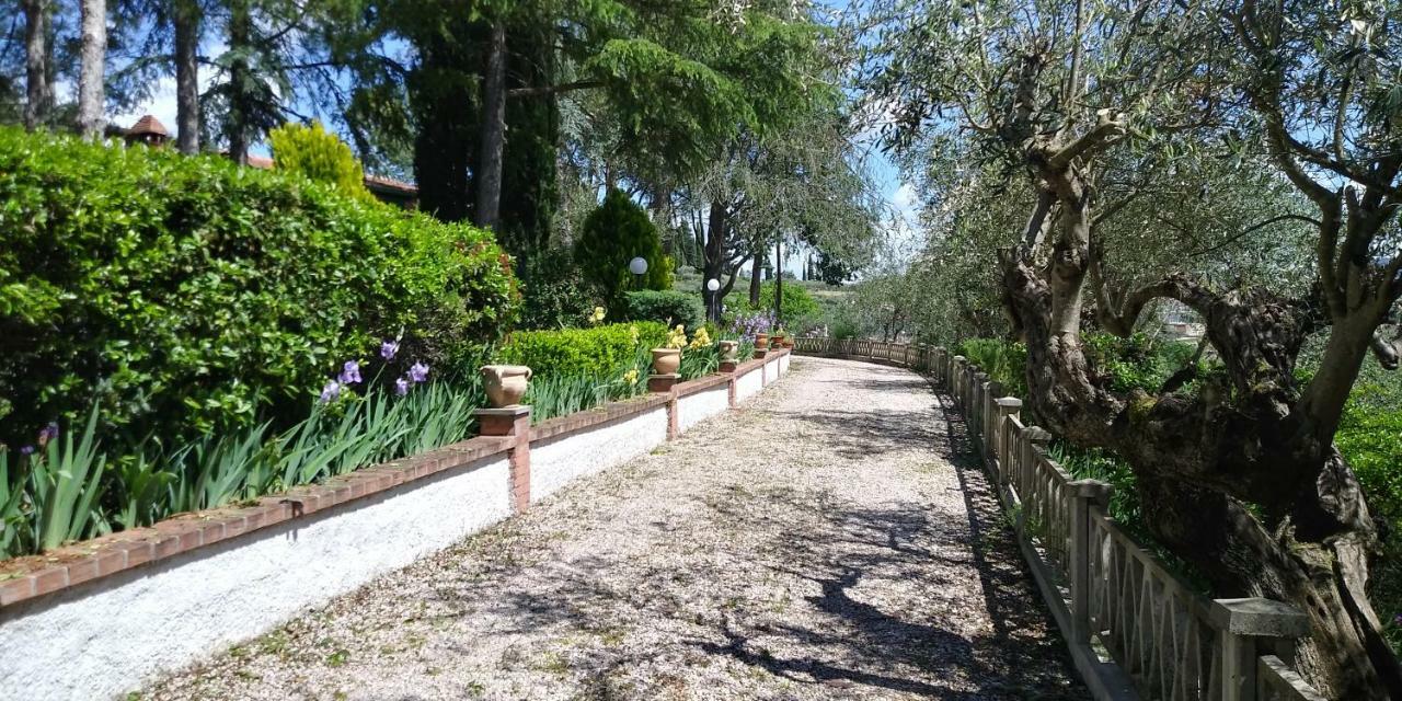 I Pini House Villa Magione Exterior photo